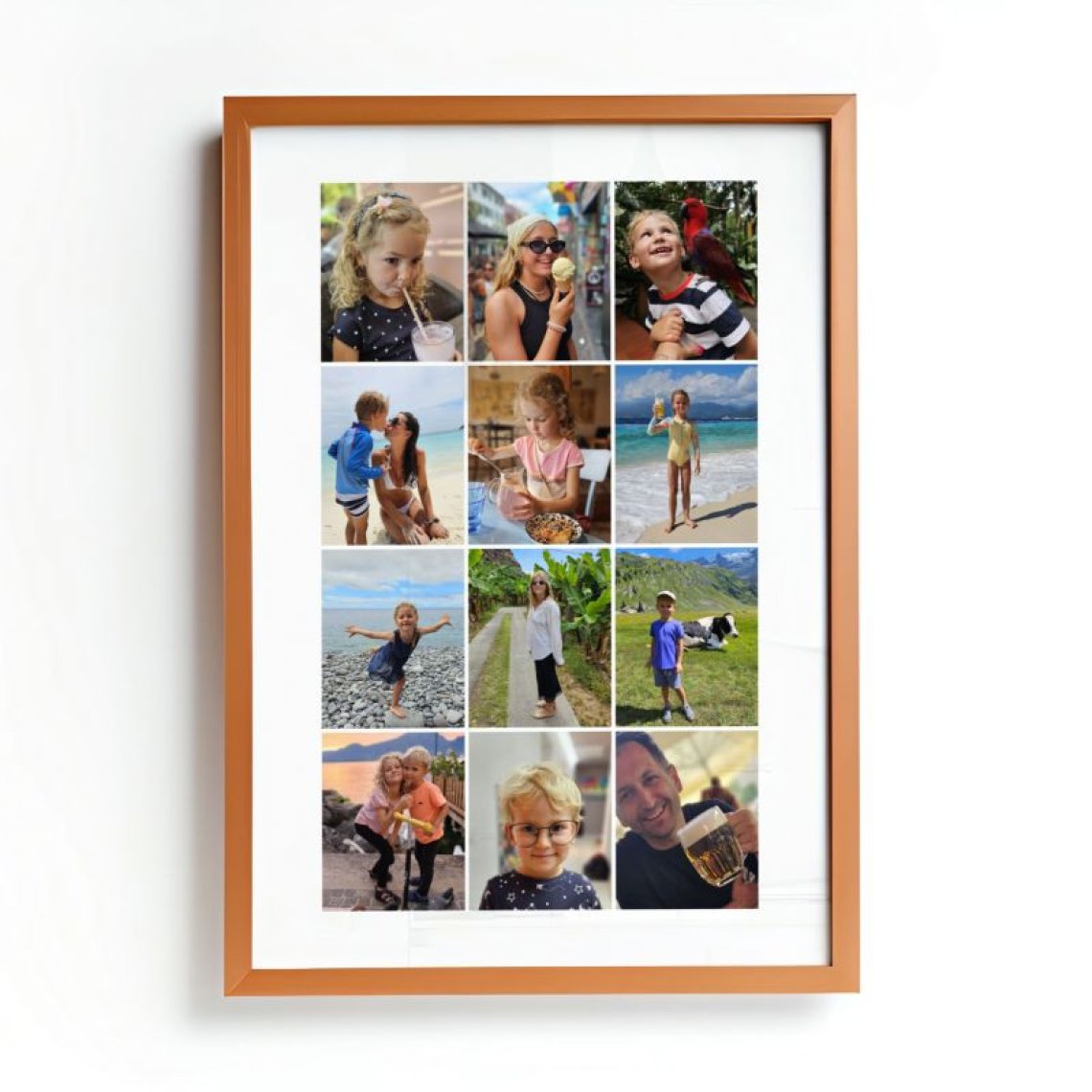 Fotokoláž 30×40 cm, 12 fotek do čtverce