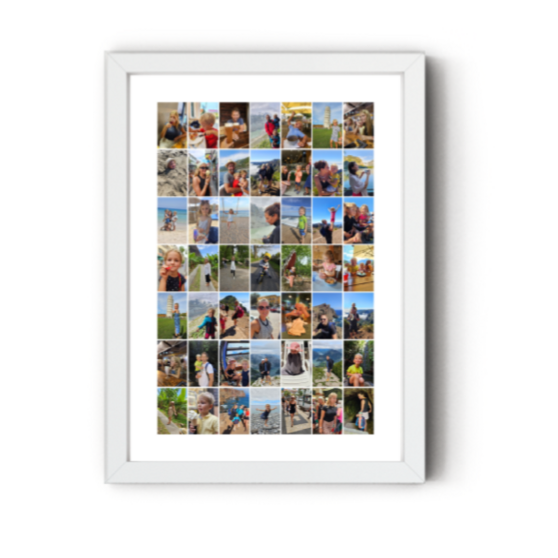 Fotokoláž 70×100 cm, 49 fotek na výšku